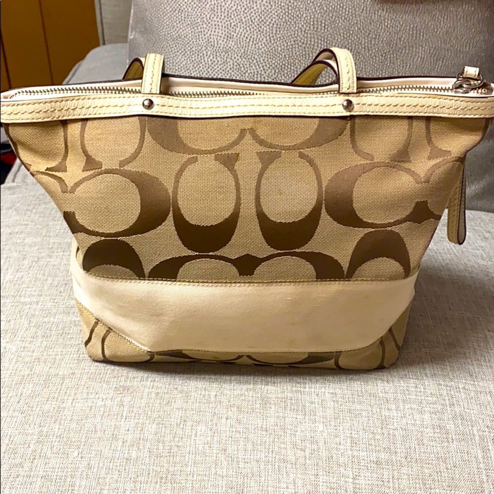 Small Coach Tote - image 1